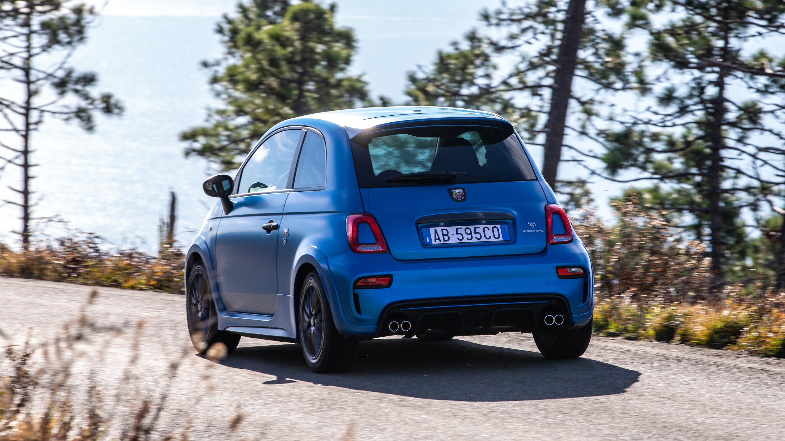 thumbnail image 2 of The Speed Shop Real Carbon Fibre Rear Roof Spoiler For Abarth 500 595 695 - UK Stock 2 of 5